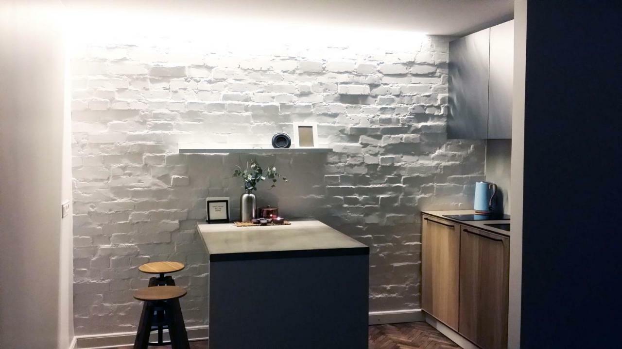 Downtown Apartment Rentals 2 シャウレイ エクステリア 写真